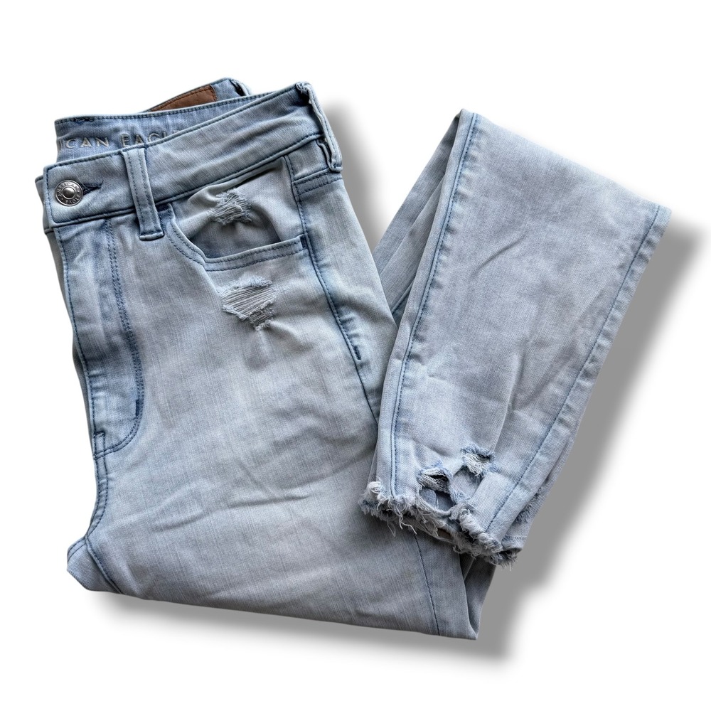 American Eagle 6 Light Wash Distress 360 Next Level Stretch Super HiRise Jegging